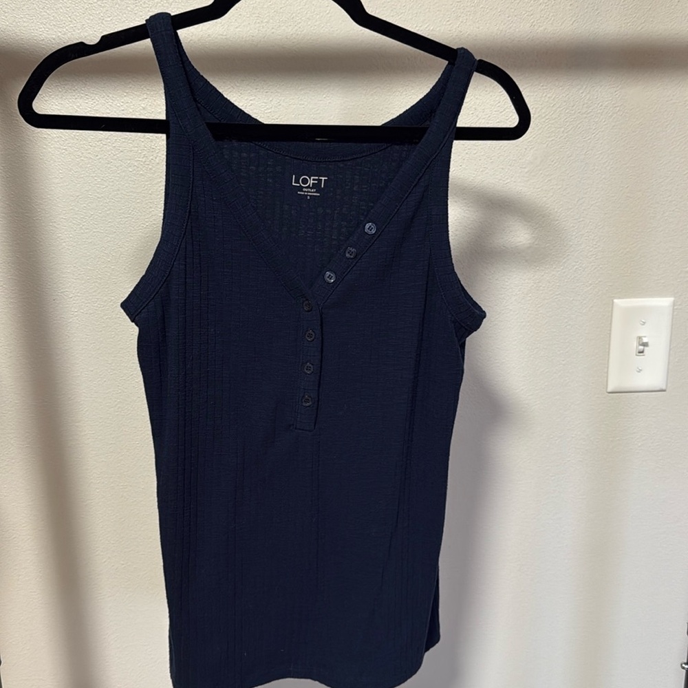 Blue tank top